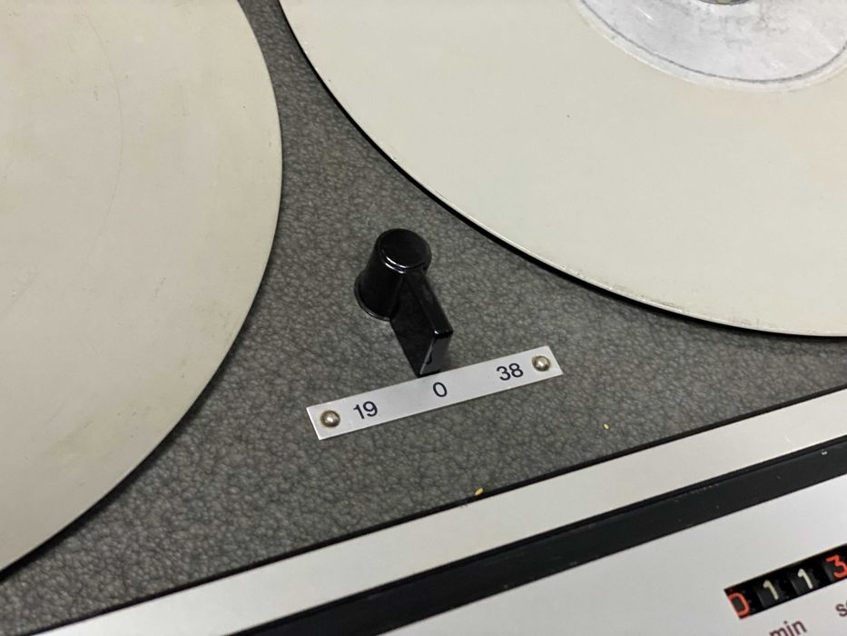 Telefunken M12a магнитофон бобинный - €1500