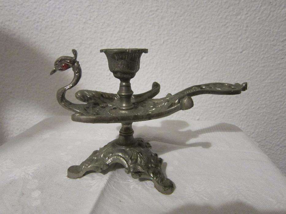 Castiçal em Estanho em Forma de Pássaro antiguidade