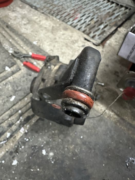 Генератор Mercedes OM 613 612 611 з водяним охолодженням