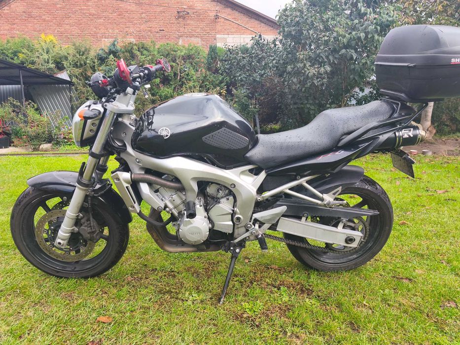Yamaha fz6N fazer a2
