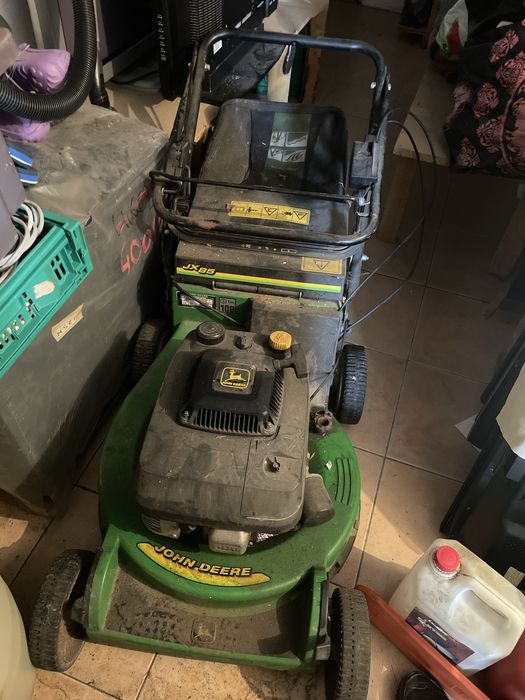 Maquina de cortar erva JX85