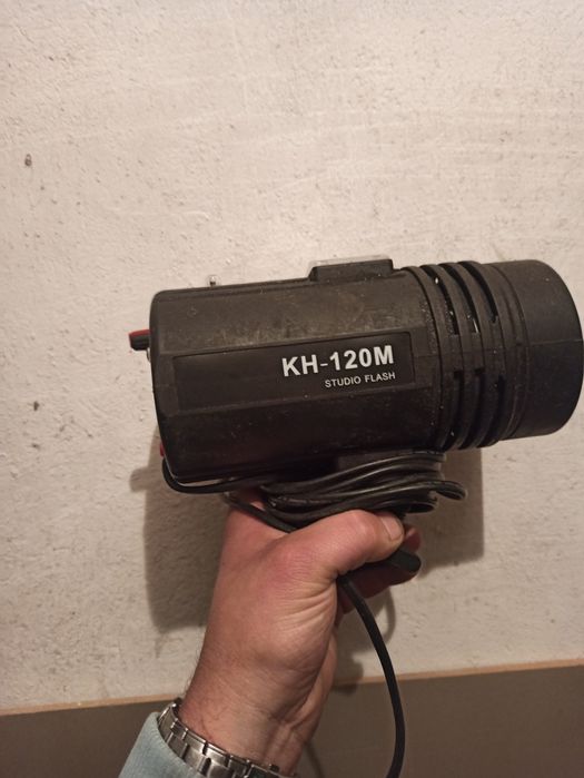 Lampa fotograficzna KH-120M