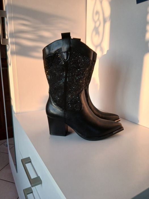 Nowe botki kowbojki rozm.36