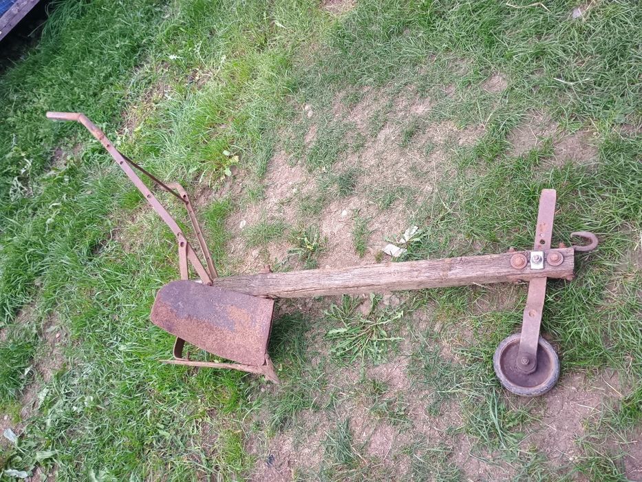 Продам плуг кінний