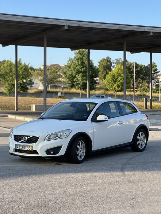 Volvo C30 1.6D Drive | 109cv | 145.648 km | Muito estimado
