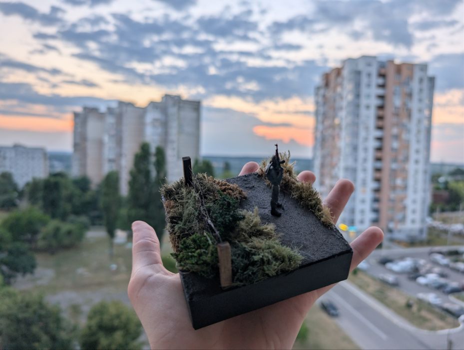 Фигурка сталкер "Долг" с подставкой. Фігурка сталкера «Борг» із підставкою
Переведи на украинский