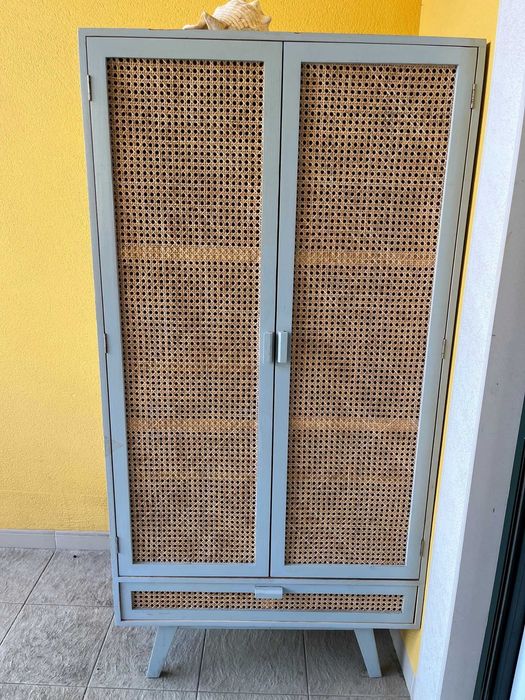 Armário em Rattan