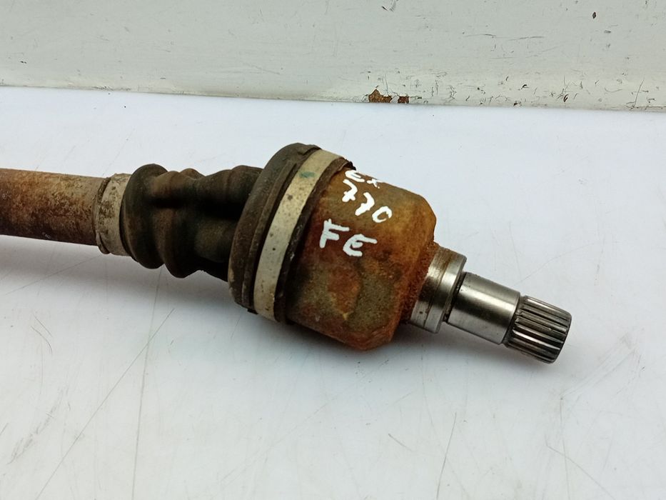 Transmissão frente esquerda PEUGEOT 5008 I (0U_, 0E_)