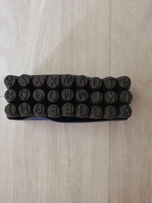 Numerator znacznik 10 mm litery Coval