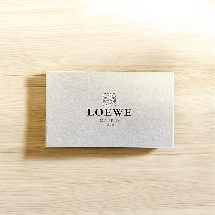 Capa para Iphone By Loewe Black and White