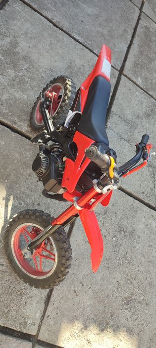 Дитячий спортивний пітбайк.