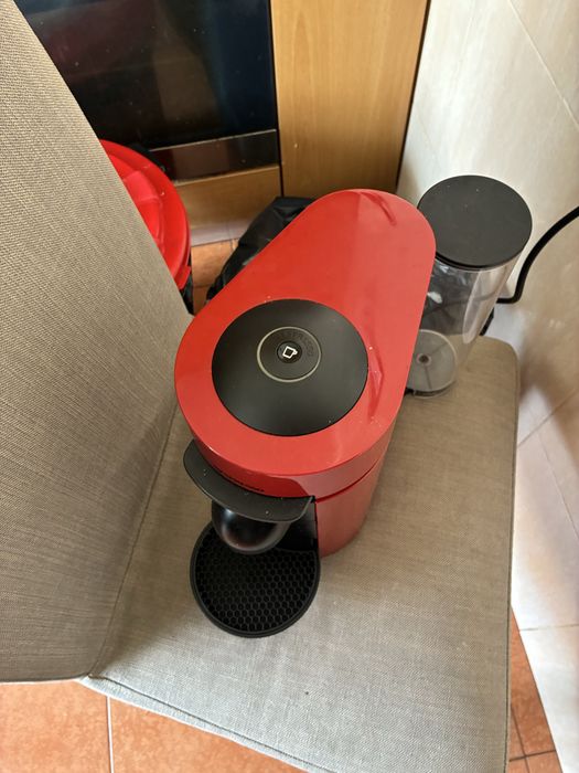 Maquina nespresso vertou
