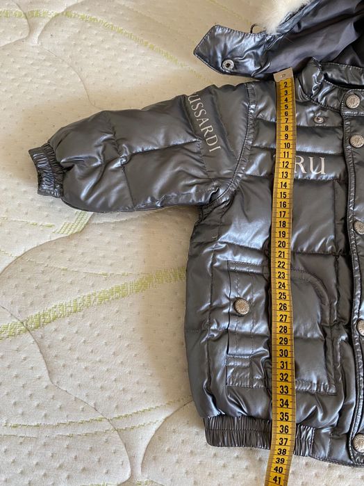 Продам зимнюю пуховую куртку марки Trussardi baby 74 9 мес