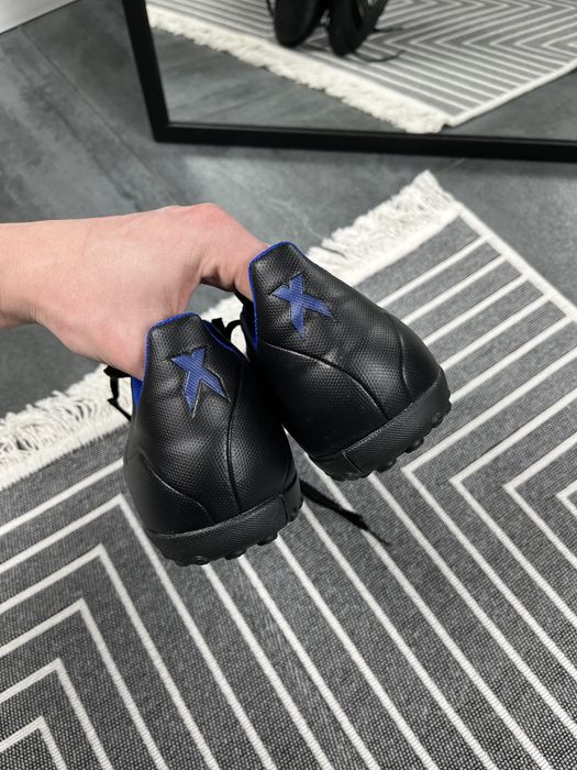 Чоловічи бутси футзалки Adidas X18