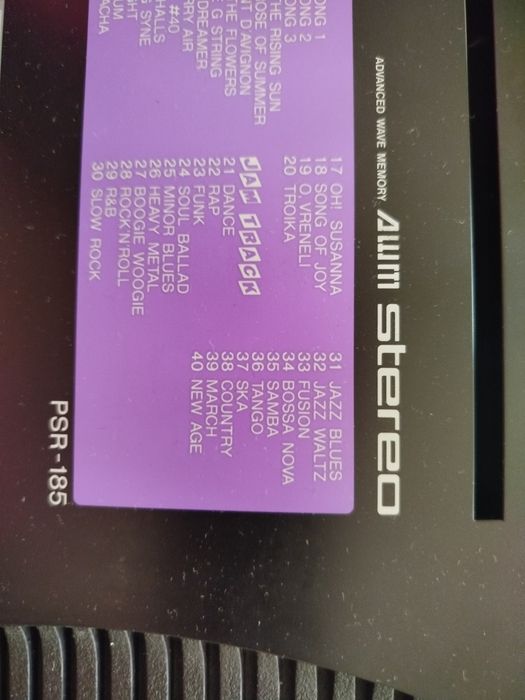Órgão musical Yamaha PSR-185 como novo