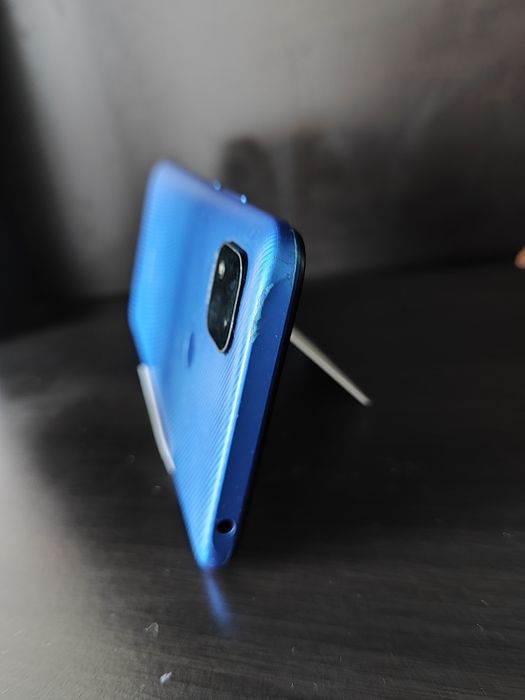 Sprzedam Redmi 9C NFC  64 GB