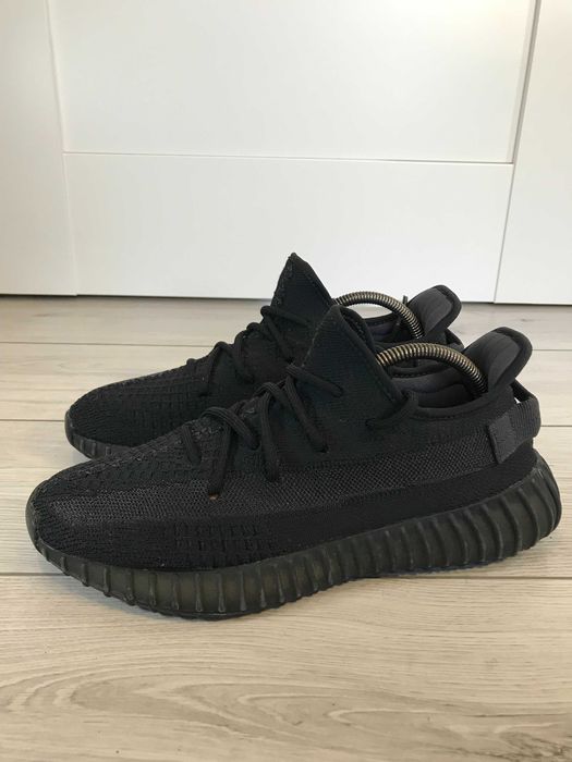 Buty Adidas Yeezy Boost 350 v2 Onyx rozm. 43,5