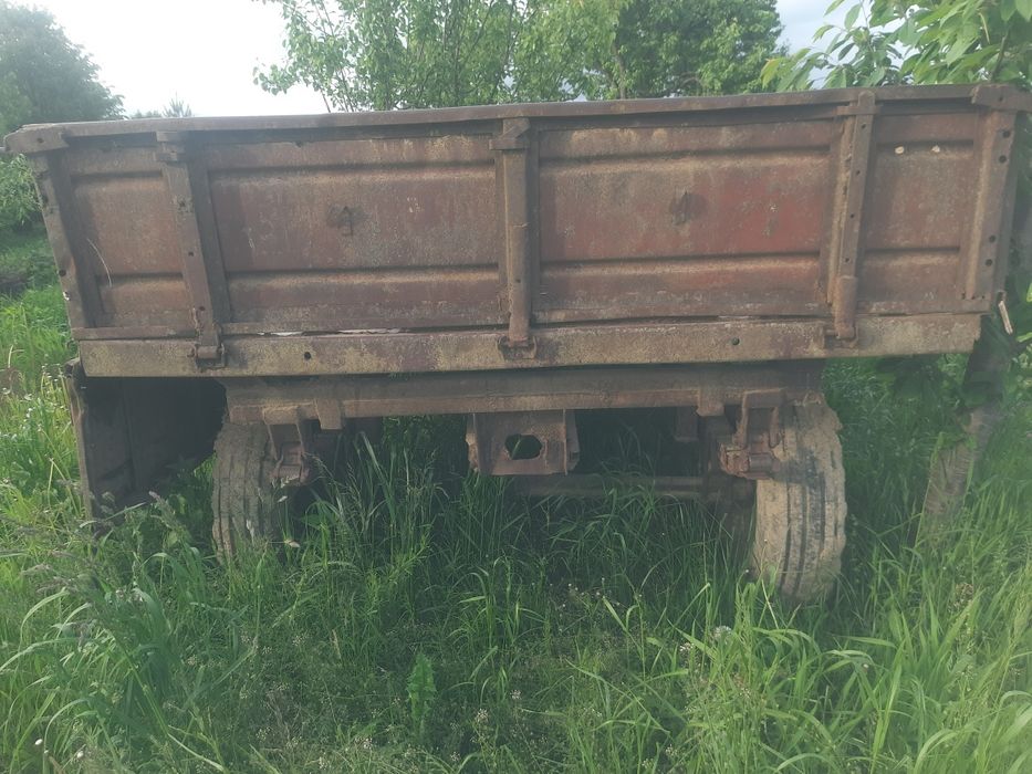 Тракторний причіп