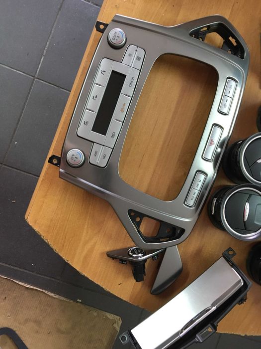 FORD MONDEO MK4 Kratka Kratki nawiewu konsoli stan idealny