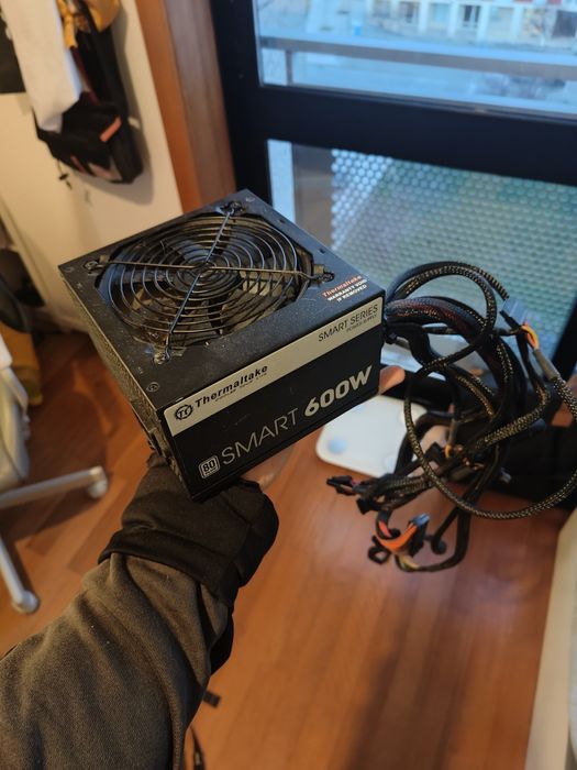 Fonte 600w thermaltake