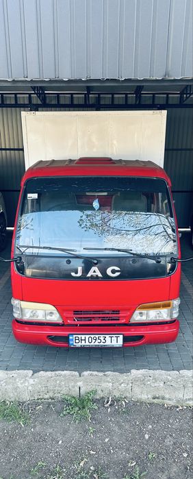 Продам Jac, грузаподемность 3т., с 2-мя бочками