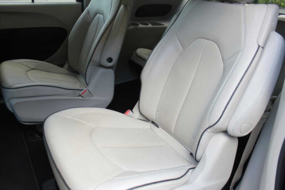 Chrysler Pacifica      2018