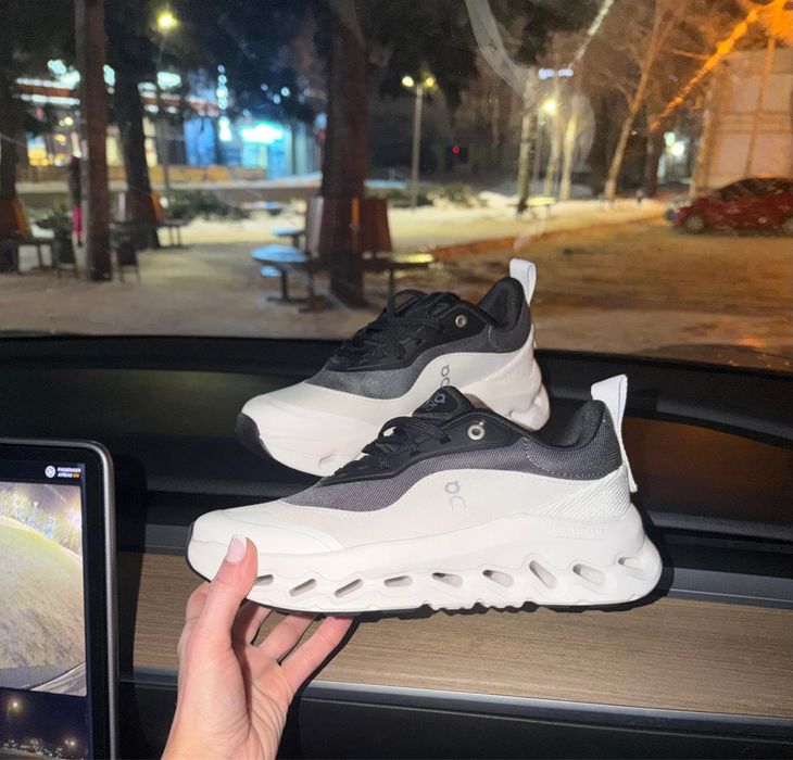 Кросiвки On Running Cloudtilt LOEWE