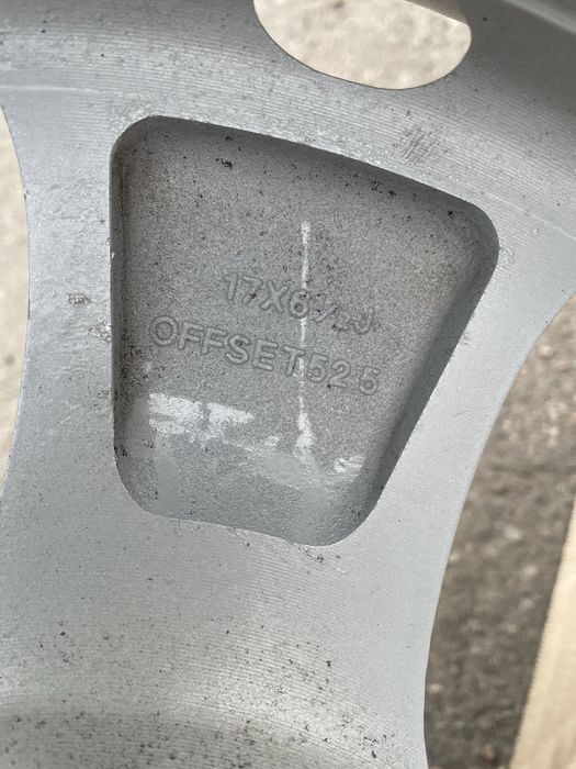 R17/5/114.3/ET52 Mazda /Hyundai / Kia / Nissan/ Mitsubishi/ Renault