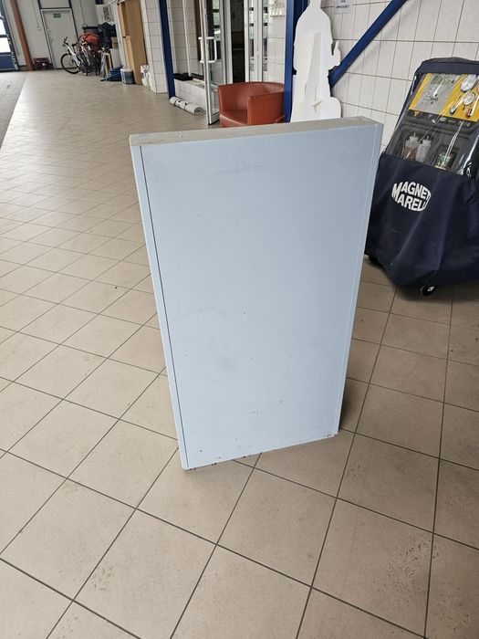 Trzepaczka do dywaników samochodowych-myjnia