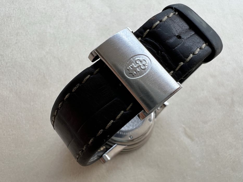 Relógio Corum Classical Grande Date