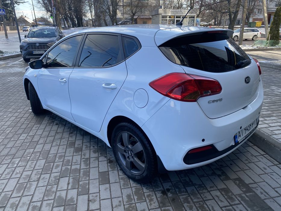 Kia Ceed 2013 1.6 CRDI