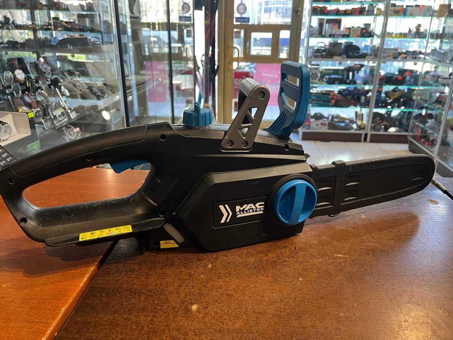 Pilarka akumulatorowa MacAllister MCS1825-Li / Bez aku&ładowarki