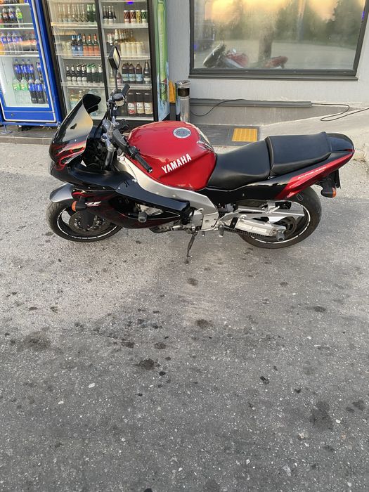 Yamaha yzf 1000r