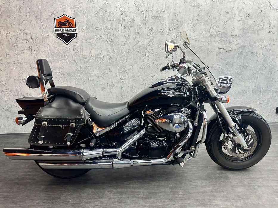 Suzuki Intruder Suzuki Intruder M800 VZ800 z Niemiec, mały przebieg, ubrany