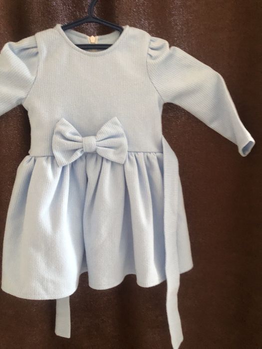 Продам,детское платье