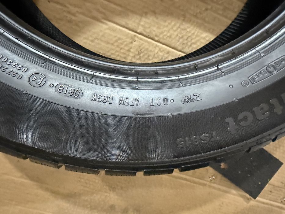Резина зимова  Continental 215.60 R16 95V