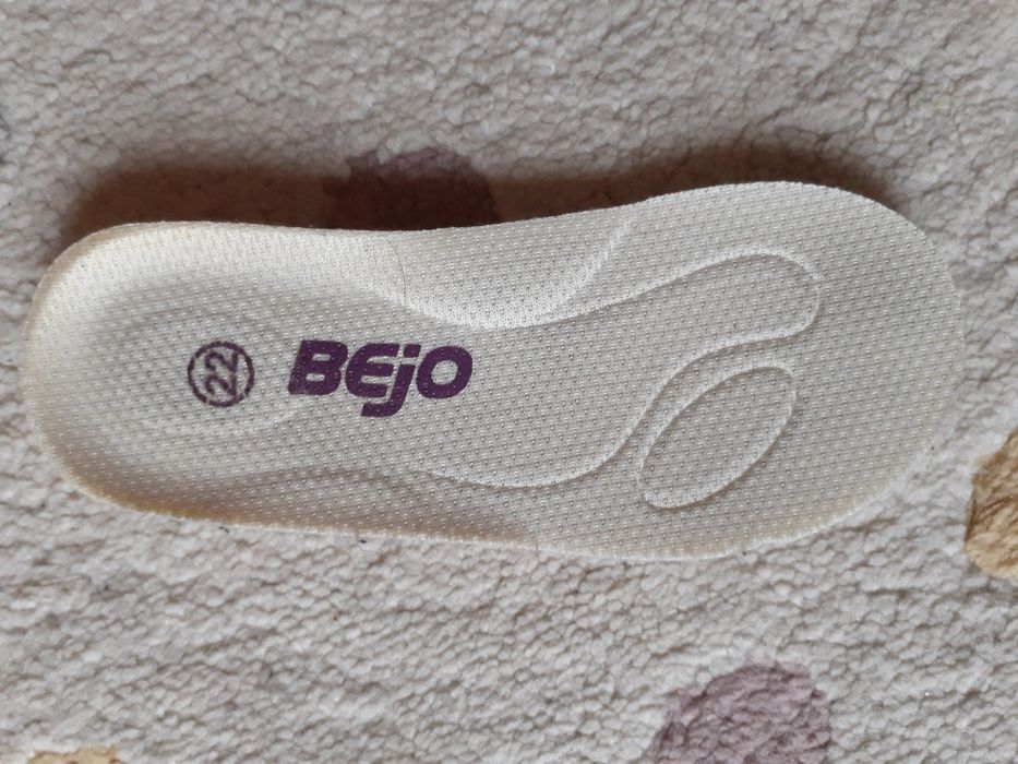 Buty ocieplane rozm.22 Bejo