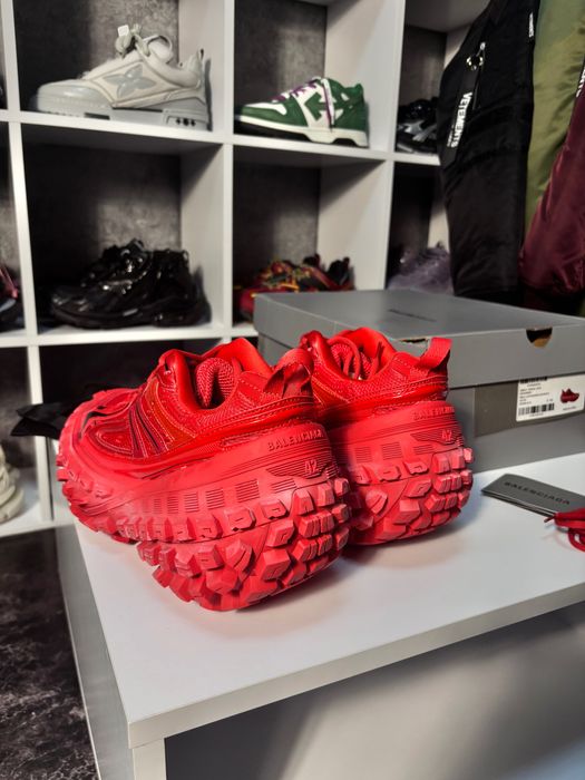 Кроссовки Balenciaga Defender Red