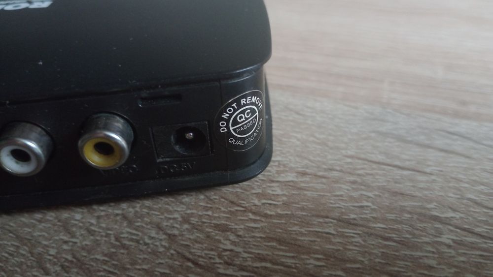 Тюнер телебачення Romsat TR-9110HD DVB-T2