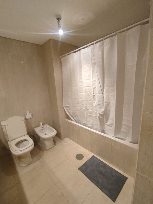 Quarto individual - CONTRATO e despesas incluídas