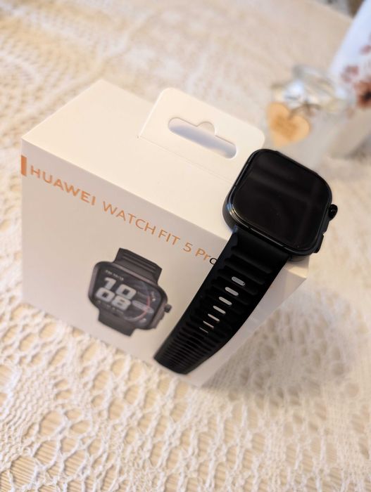 Huawei watch fit 5 pro