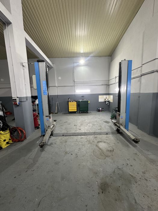 Продам авто підйомник  RAVAGLIOLI 3200 kg