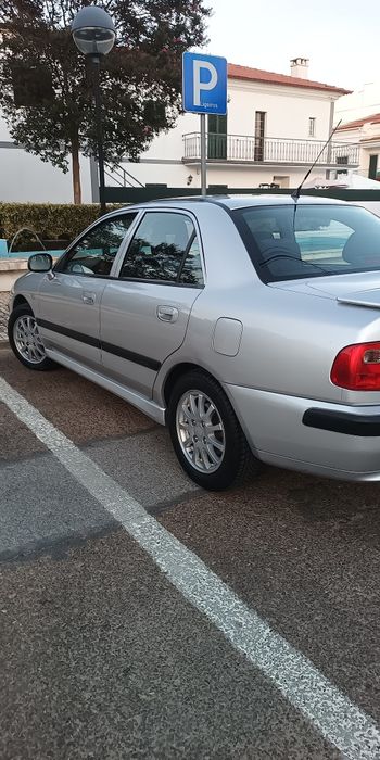 Mitsubishi Carisma 1.3 Gasolina • 2003 • 223.000 km
