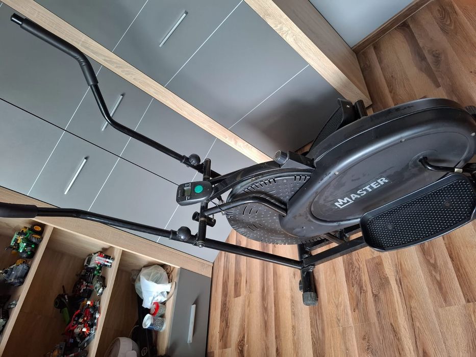 Orbitrek firmy Master