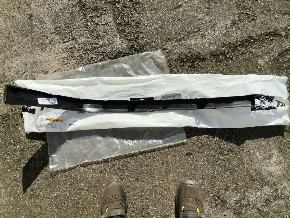 spojler zderzaka  - hokej, osłona silnika i inne Toyota E12 i RAV 4 II