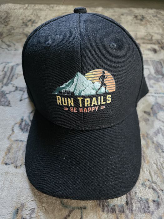 NOWA czapka z daszkiem Run Trails BE HAPPY bieganie