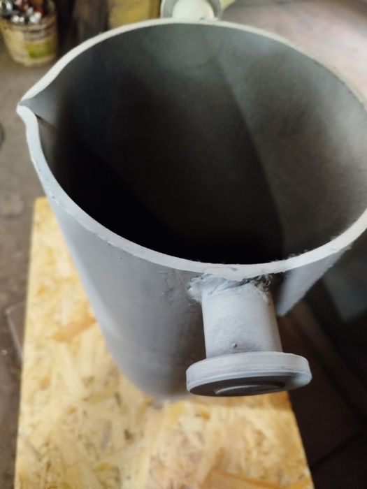 Тигель для плавки металла