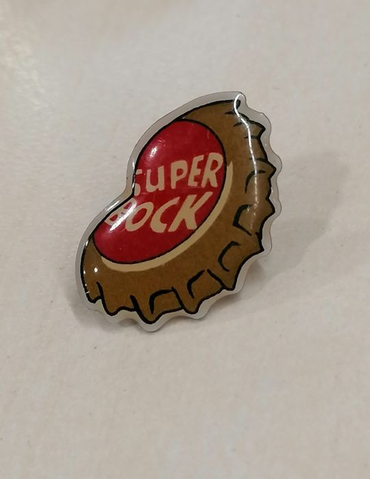 Pin da marca de cerveja Super Bock