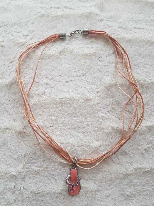 Naszyjnik z zawieszką