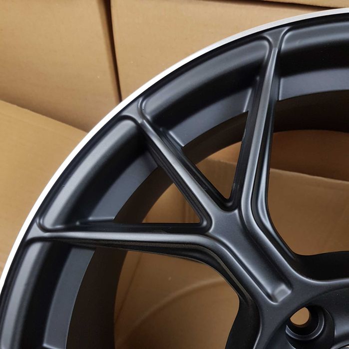 Диски На Авто R18 5x112 AMG Mercedes W211 W212 W213 CLA GLC CLS Vito